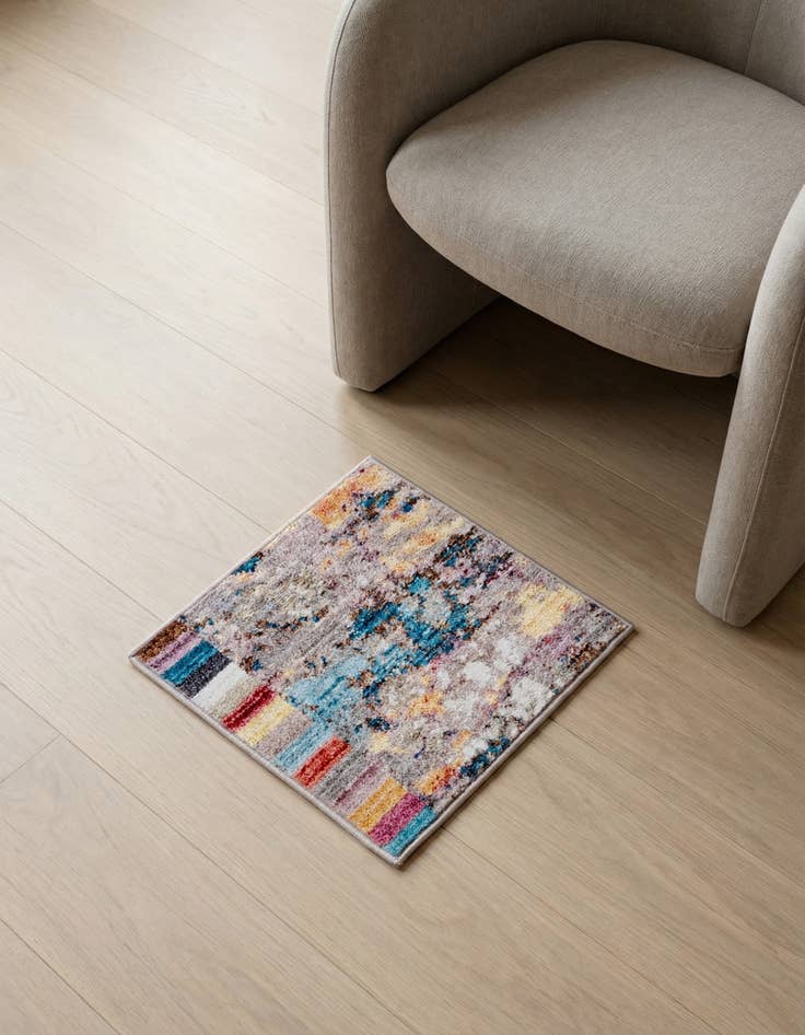 Detail image of Jill Zarin 1' 8 x 1' 8 Downtown Sample Rug