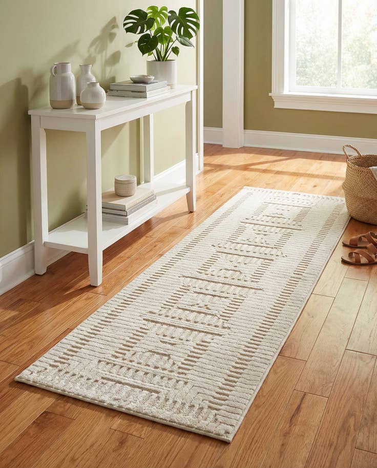 Detail image of 2' 2 x 6' Textura Designer Runner Rug