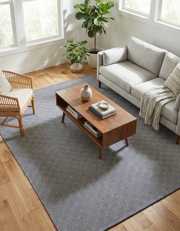 Detail image of 7' 10 x 10'  Hand Woven Geo Trellis Flatweave Rug