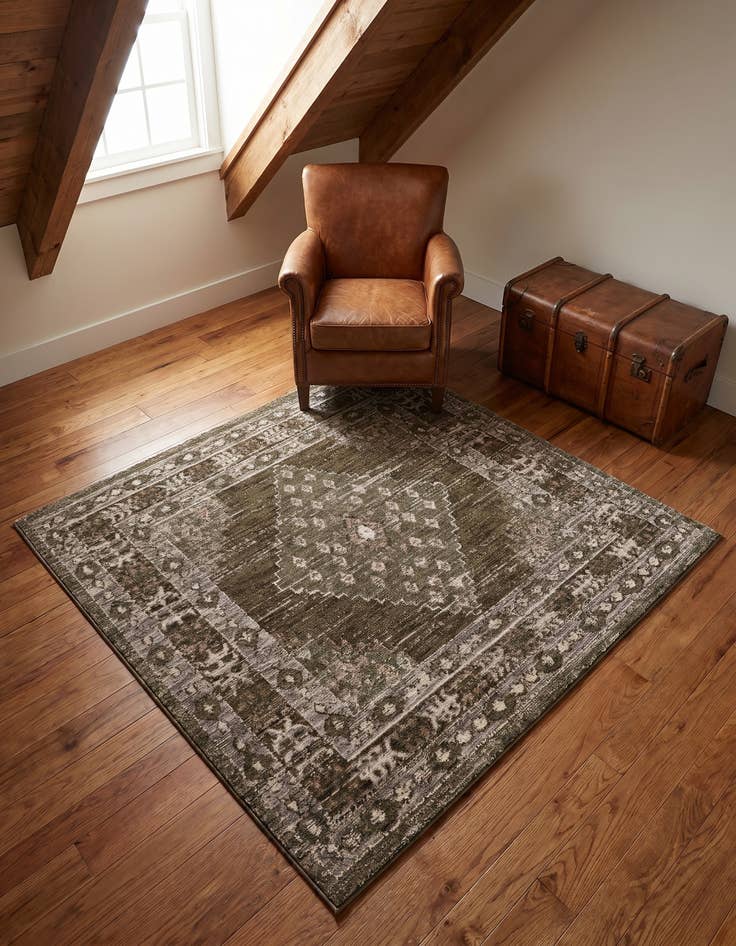 Detail image of 5' x 5' Grand Tradition Rug