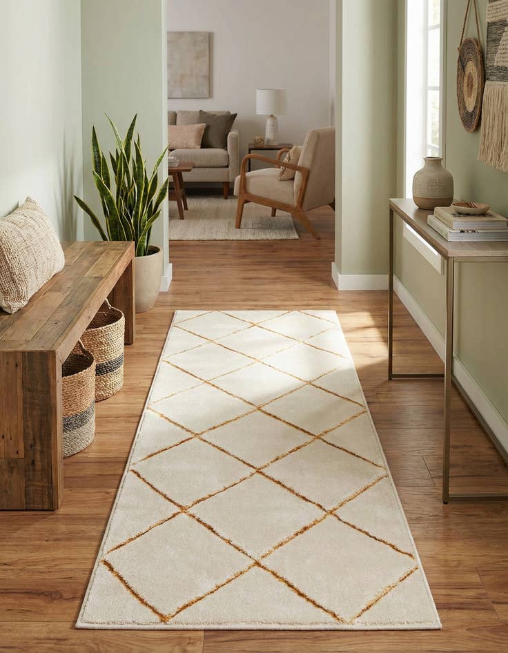 Detail image of 2' x 5' Vogue Geo Runner Rug