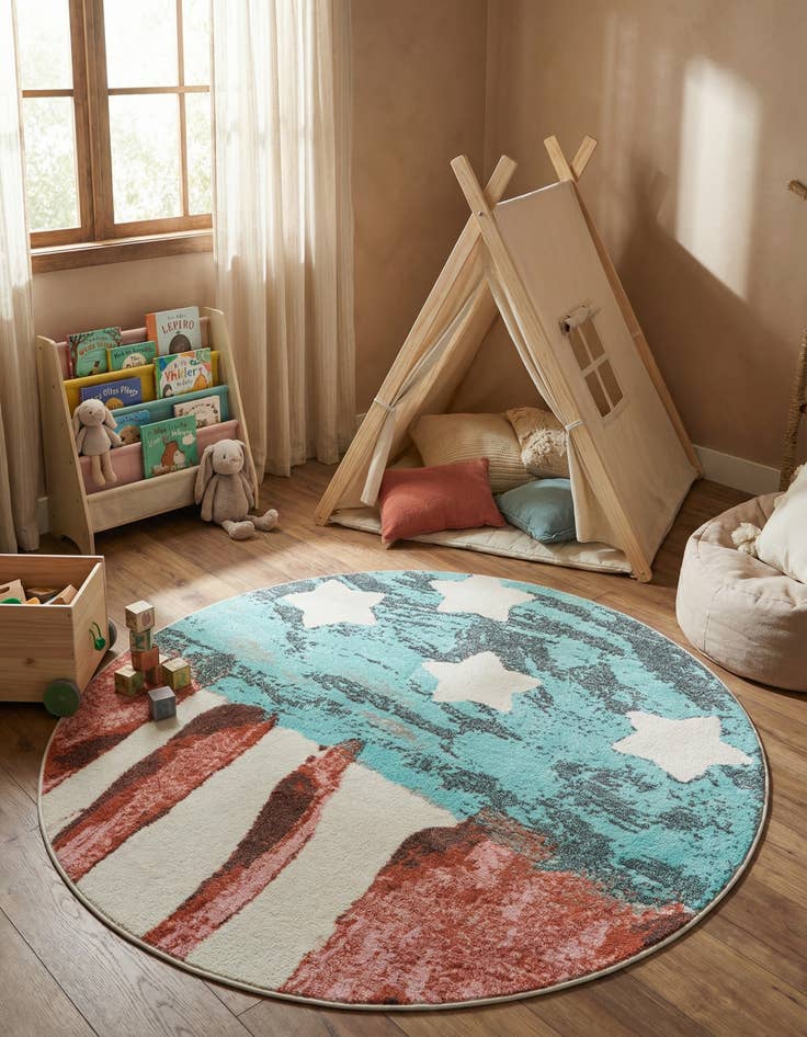 Detail image of 5' 1 x 5' 1 American Flag Whimsy Kids Round Rug