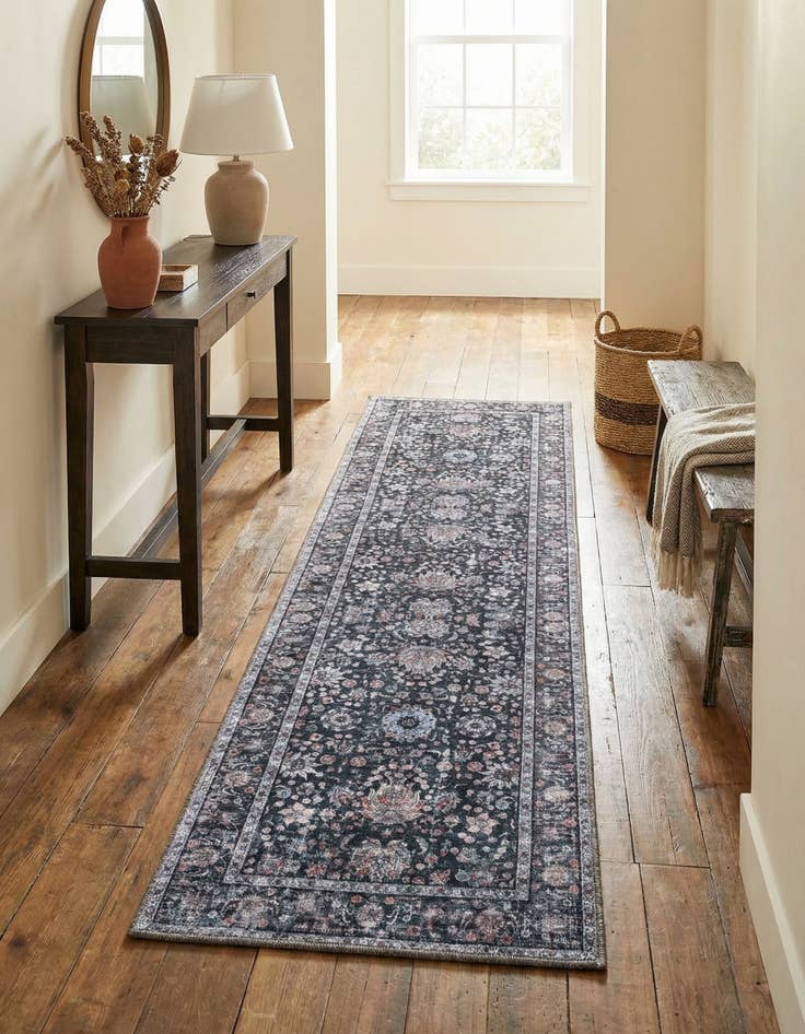 Detail image of 2' x 8' Yara Runner Rug