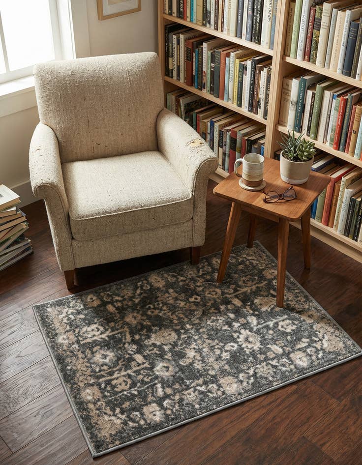 Detail image of 2' 2 x 3' Oregon Rug