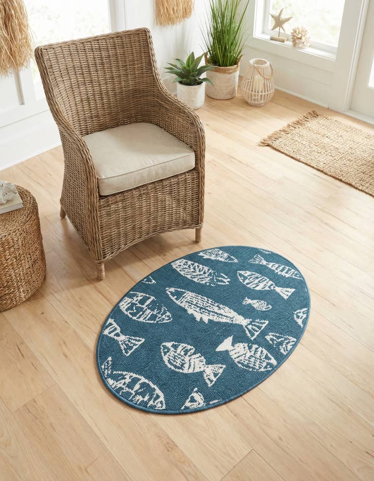 Detail image of 2' x 3' Easy-Clean Coastal Indoor / Outdoor Oval Rug
