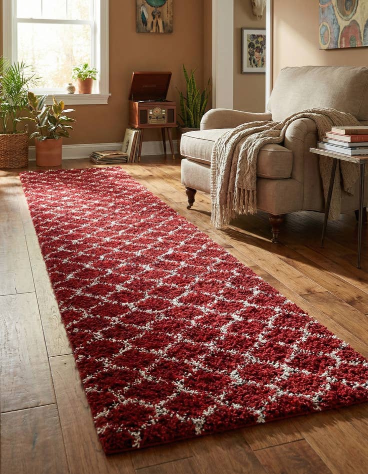 Detail image of 3' 3 x 16' 5 Trellis Shag Runner Rug