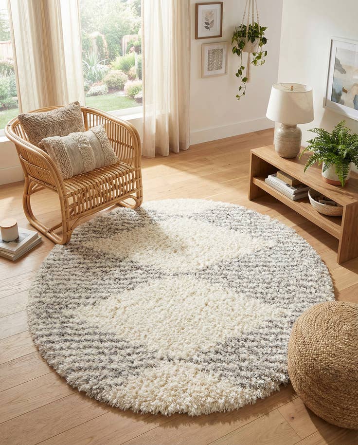 Detail image of 5' x 5' Infinity Shag Round Rug