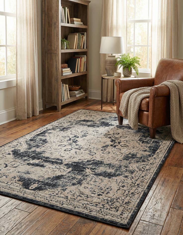 Detail image of 4' x 6' Villa Rug