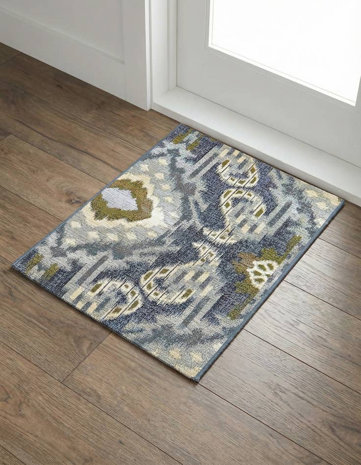 Detail image of 2' 2 x 3' Easy-Clean Modern Indoor / Outdoor Rug