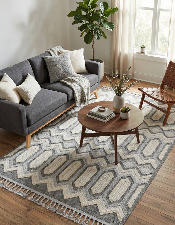 Detail image of 5' 3 x 8' Arlo Rug