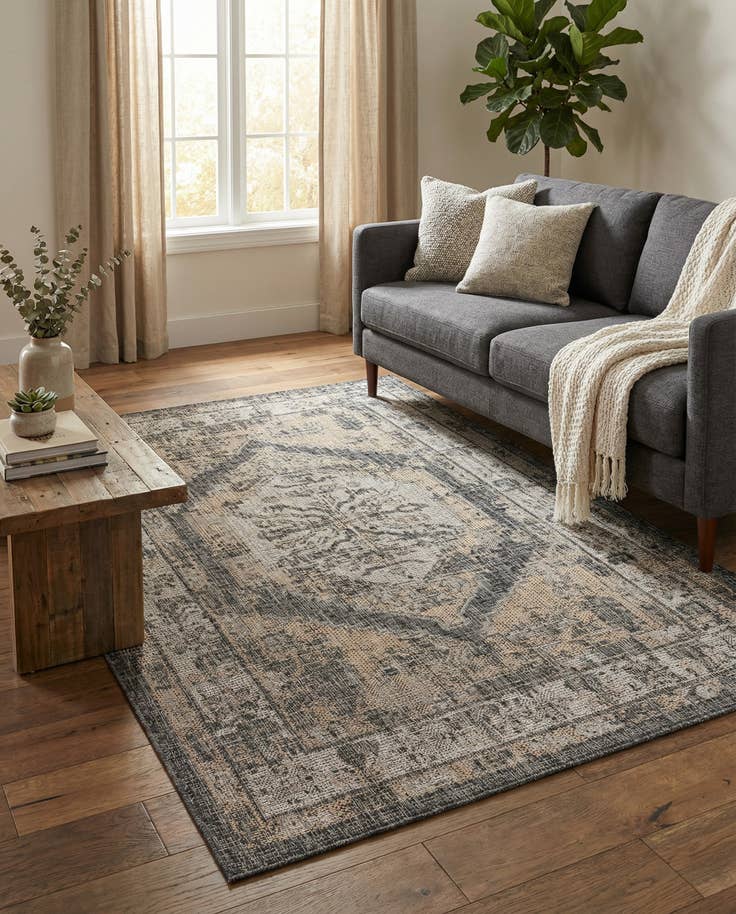 Detail image of 4' x 6' Easy-Clean Traditional Indoor / Outdoor Rug