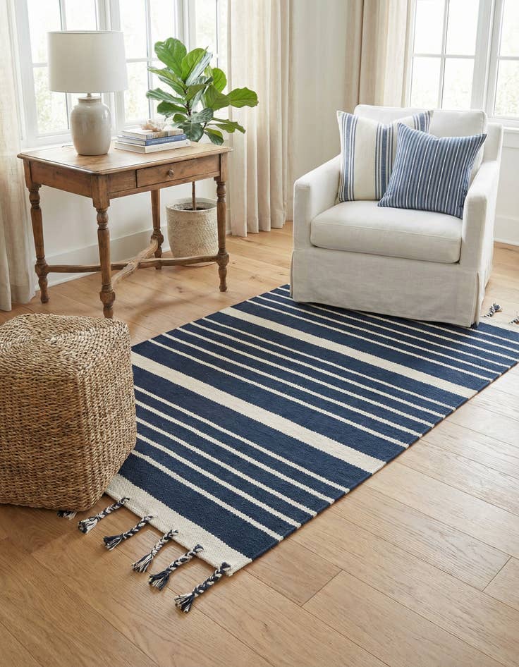 Detail image of 3' 3 x 5' 1  Hand Woven Chindi Cotton Rug