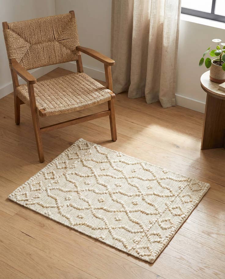 Detail image of 2' 2 x 3' 1 Hand Woven Larsa Jute Rug