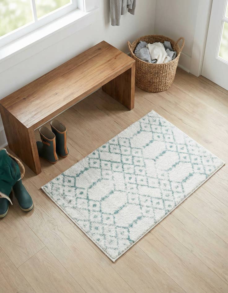 Detail image of 2' x 3' Paxon Trellis Rug
