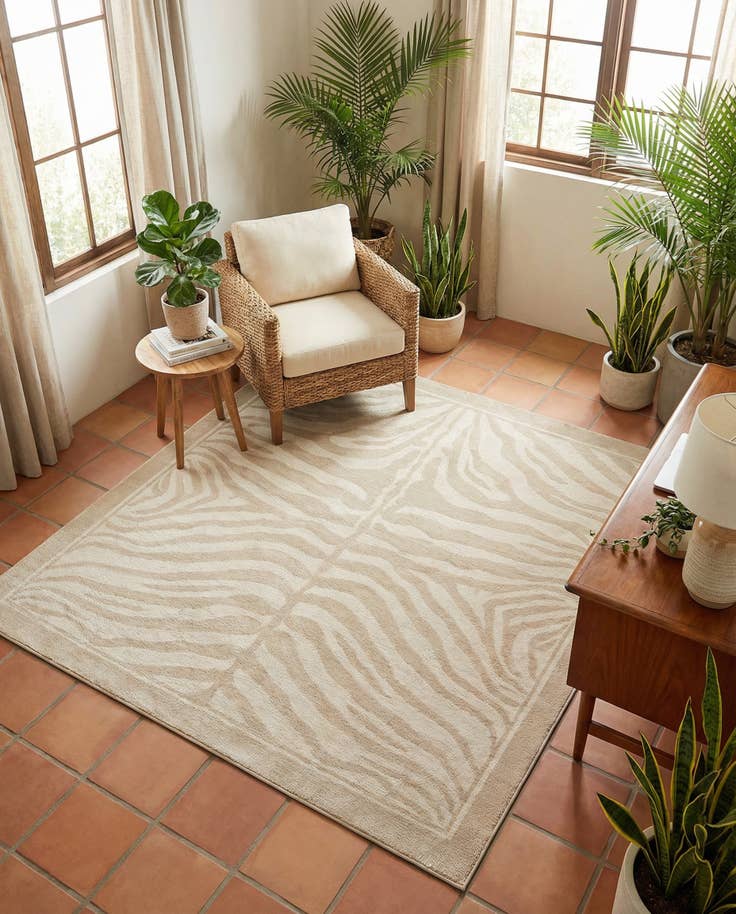 Detail image of 7' 10 x 7' 10 Savannah Square Rug