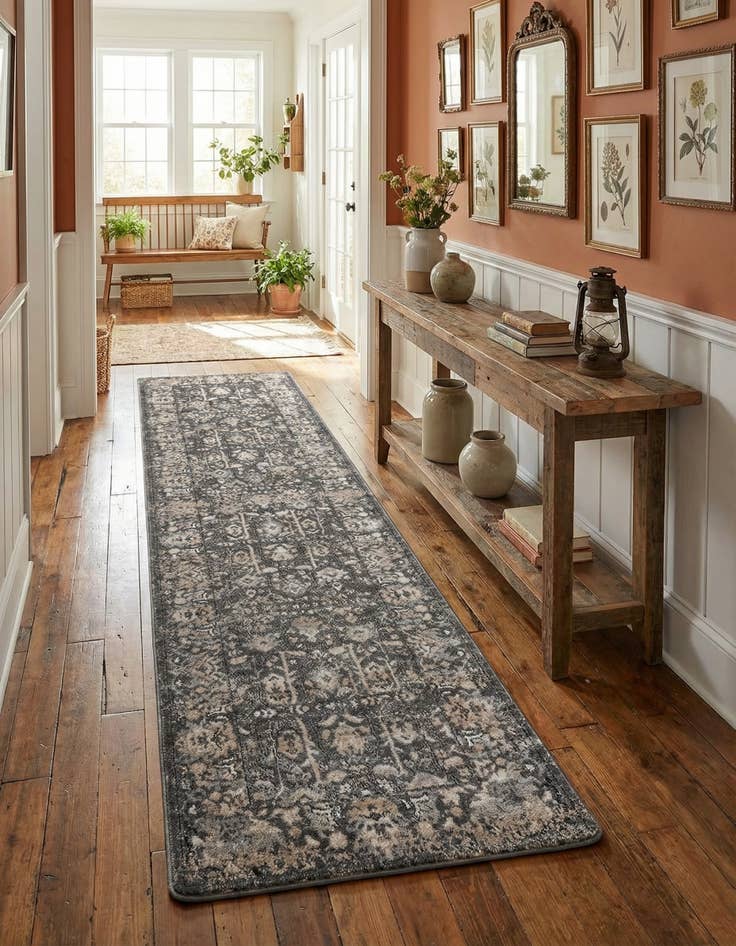 Detail image of 2' 7 x 10' Oregon Runner Rug