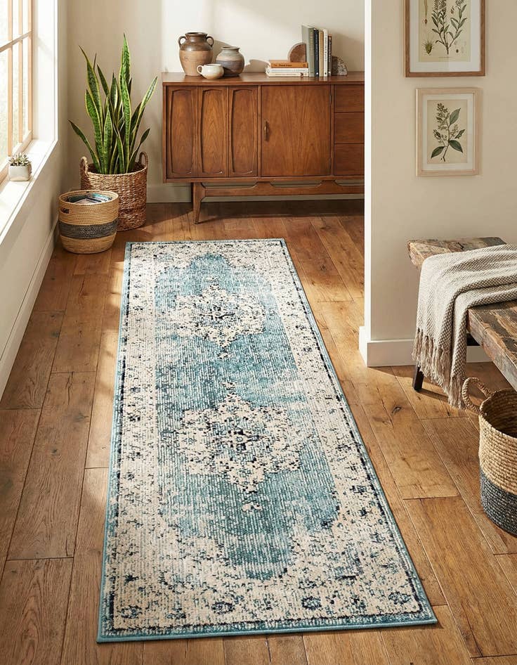 Detail image of 2' 2 x 6' Amulet Runner Rug