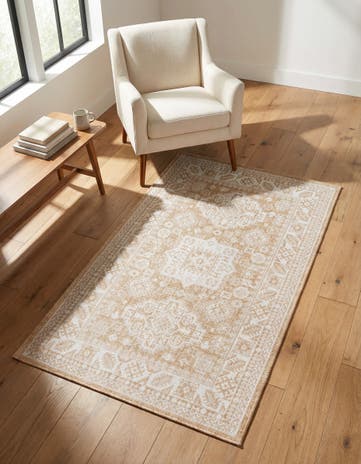 Natural Easy-Clean Aztec Indoor / Outdoor Rug