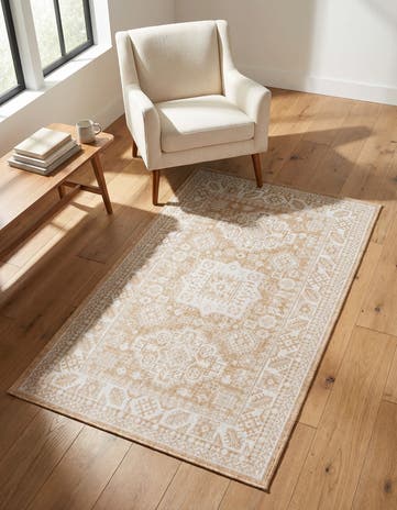 Natural Easy-Clean Aztec Indoor / Outdoor Rug