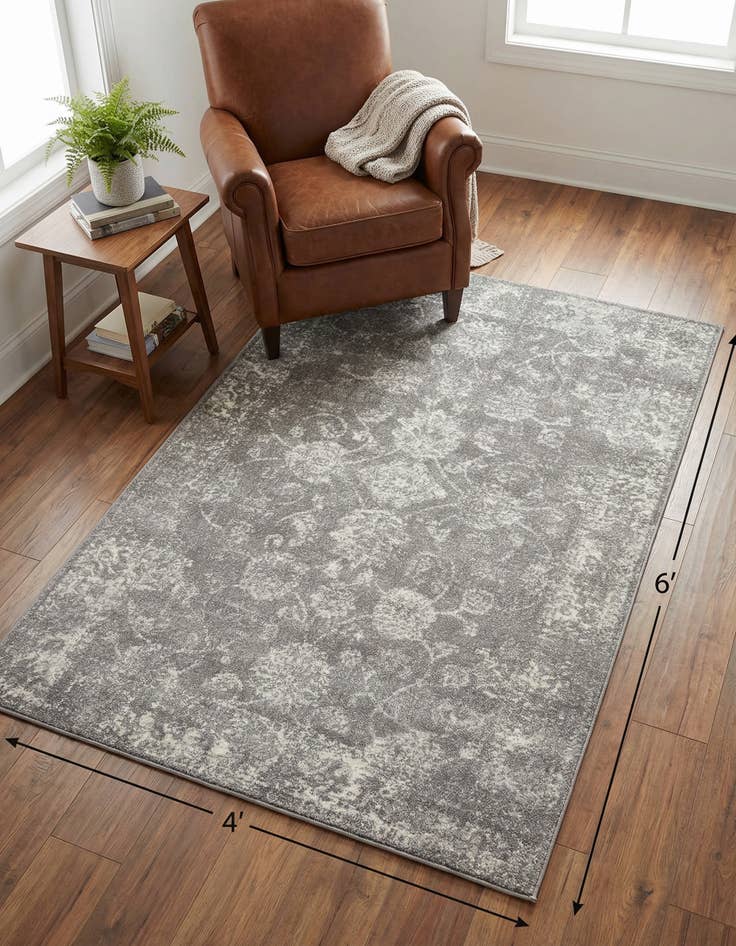 Detail image of 4' x 6' Heritage Rug