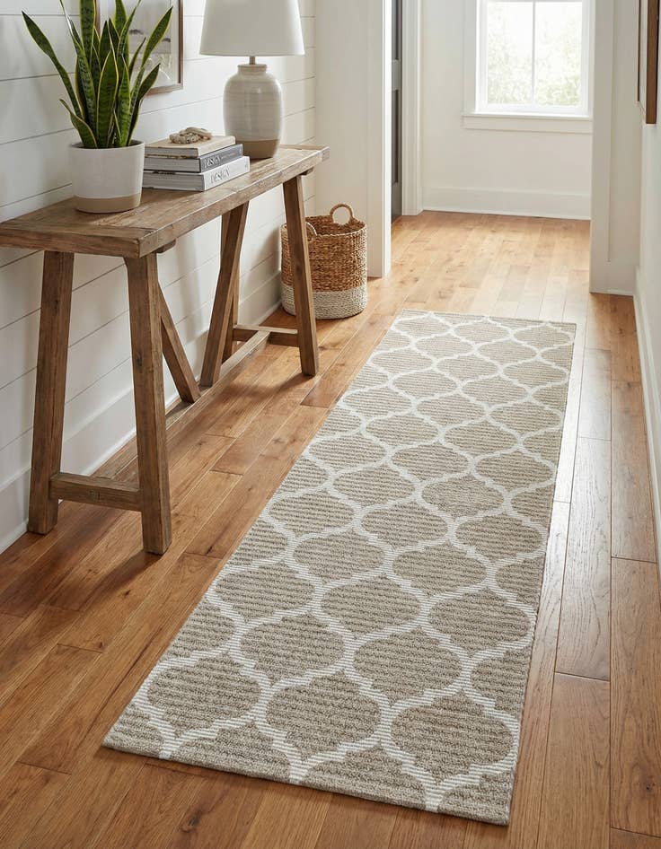 Detail image of 2' x 6' Georgia Runner Rug