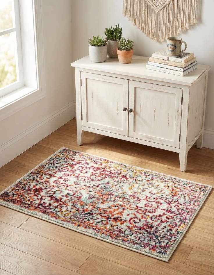 Detail image of 2' x 3' Madeline Rug