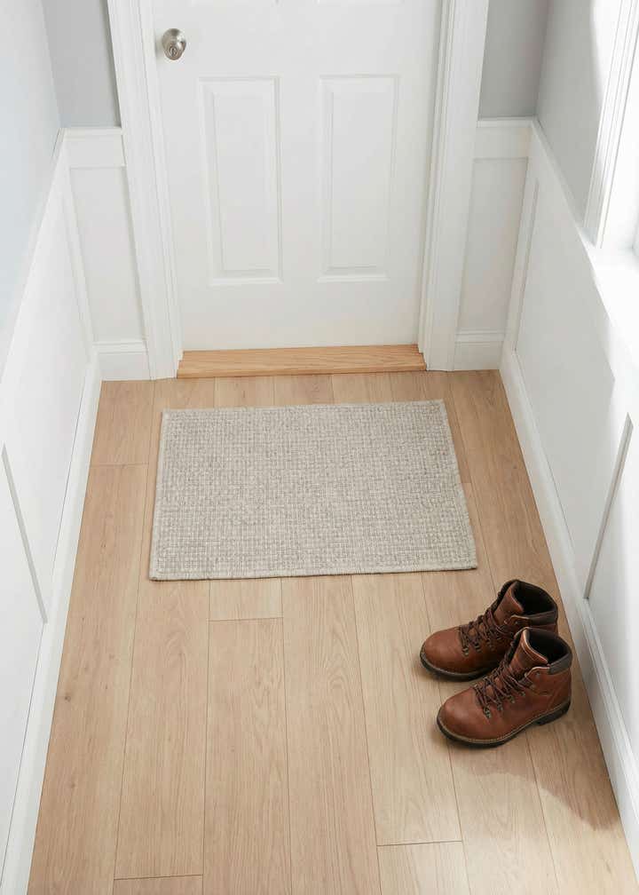 2' x 3' Easy-Clean Solid Indoor / Outdoor Rug