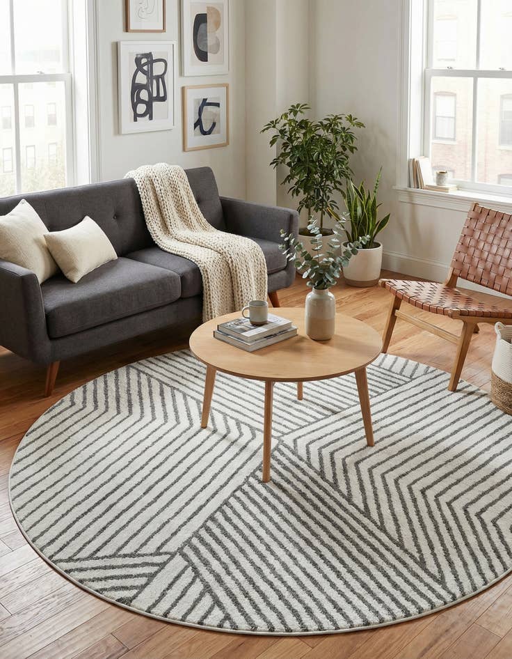 Detail image of 7' 10 x 7' 10 Oslo Round Rug