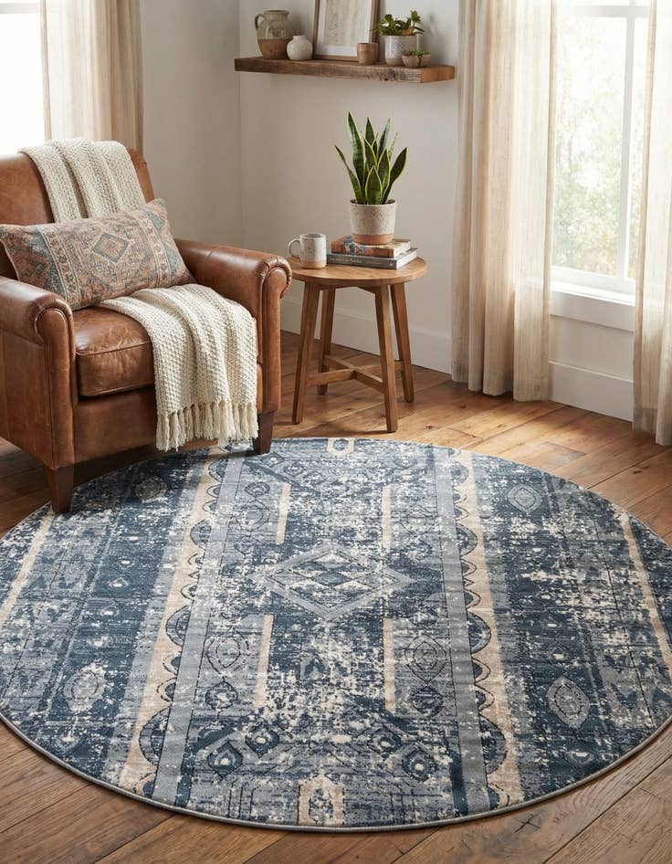 Detail image of 7' x 7' Oregon Round Rug