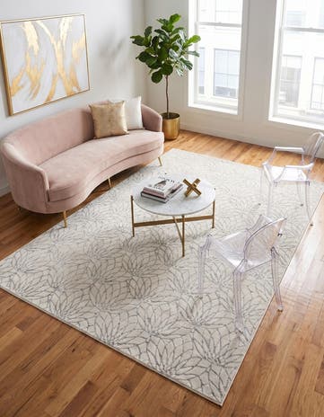 9' x 12' Marilyn Monroe™ Glam Dahlia Rug