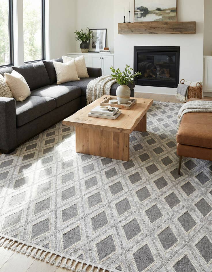 Detail image of 9' 10 x 14' Arlo Rug