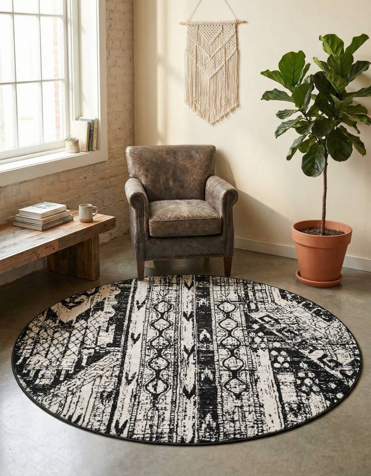 Detail image of 5' 3 x 5' 3 Oregon Round Rug