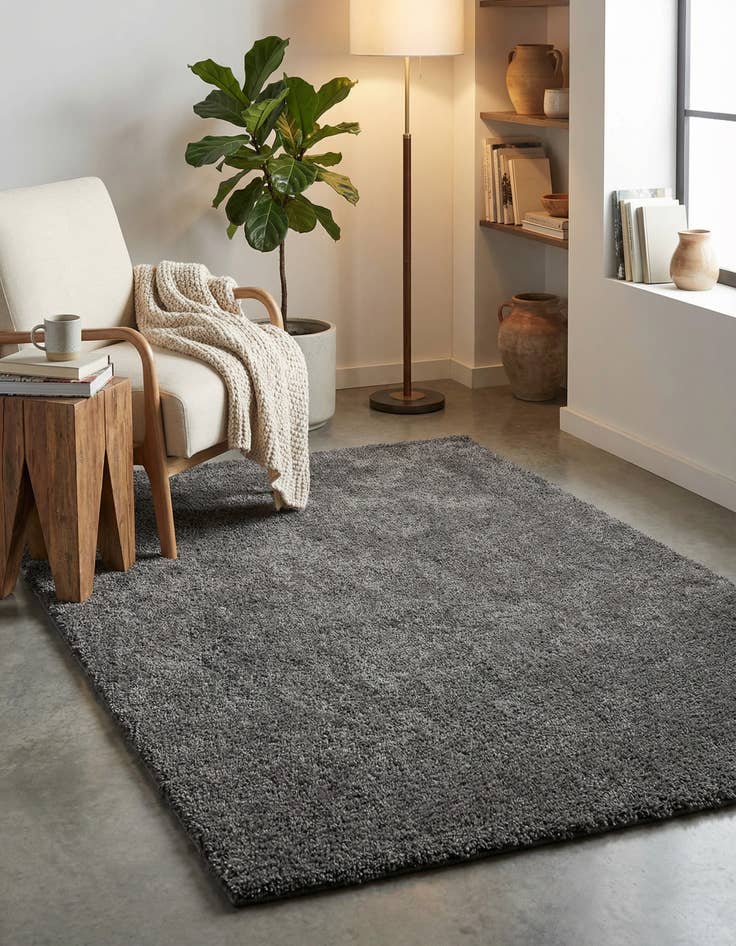 Detail image of 4' x 6' Soft Solid Shag Rug