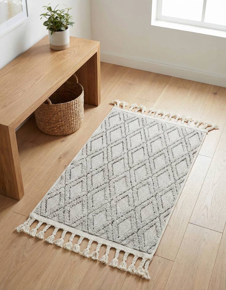 Detail image of 2' x 3' Arlo Rug