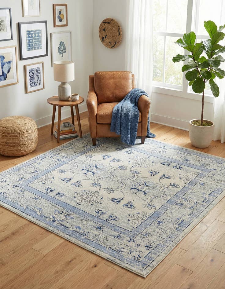 Detail image of 7' 10 x 7' 10 Miranda Square Rug