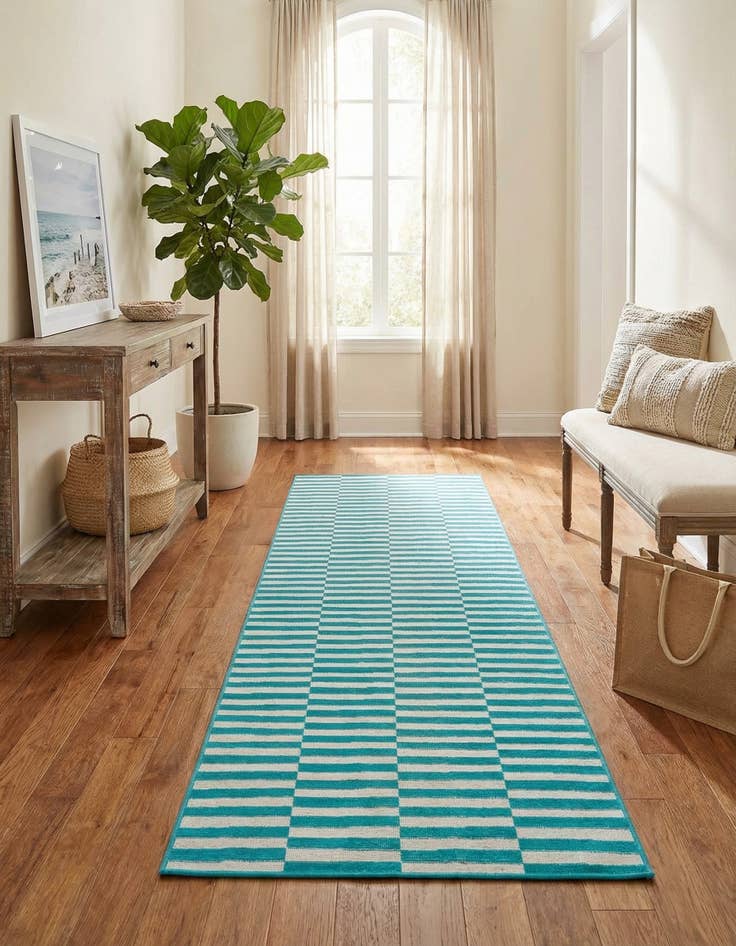 Detail image of 2' 9 x 9' 10 SoHo Runner Rug