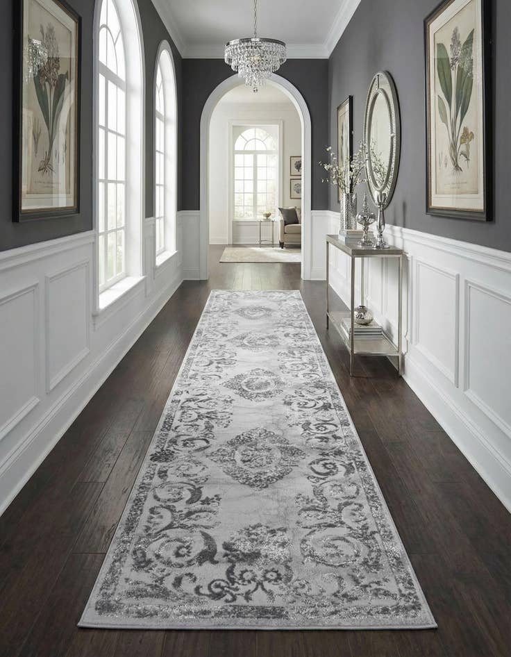 Detail image of 2' 7 x 12' Finsbury Runner Rug