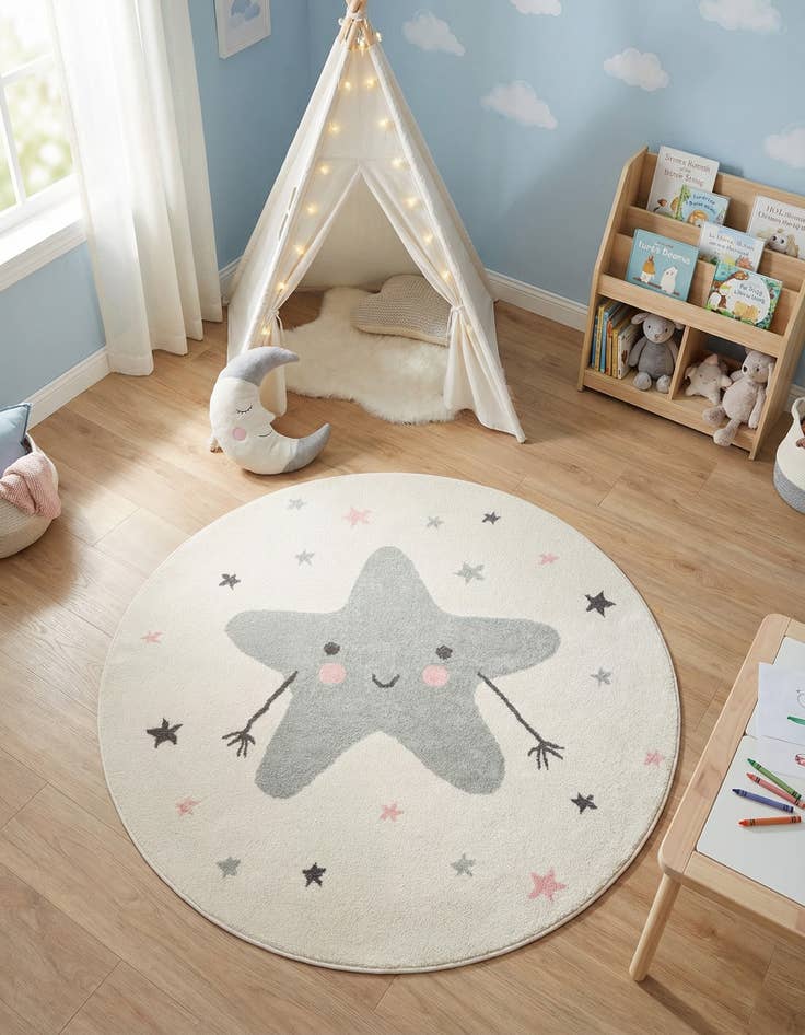 Detail image of 5' 3 x 5' 3 Star Whimsy Kids Round Rug