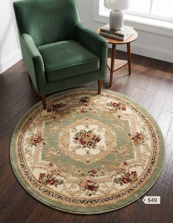 Detail image of 3' x 3' Classic Aubusson Round Rug