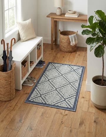 Navy Blue Easy-Clean Lattice Indoor / Outdoor Rug