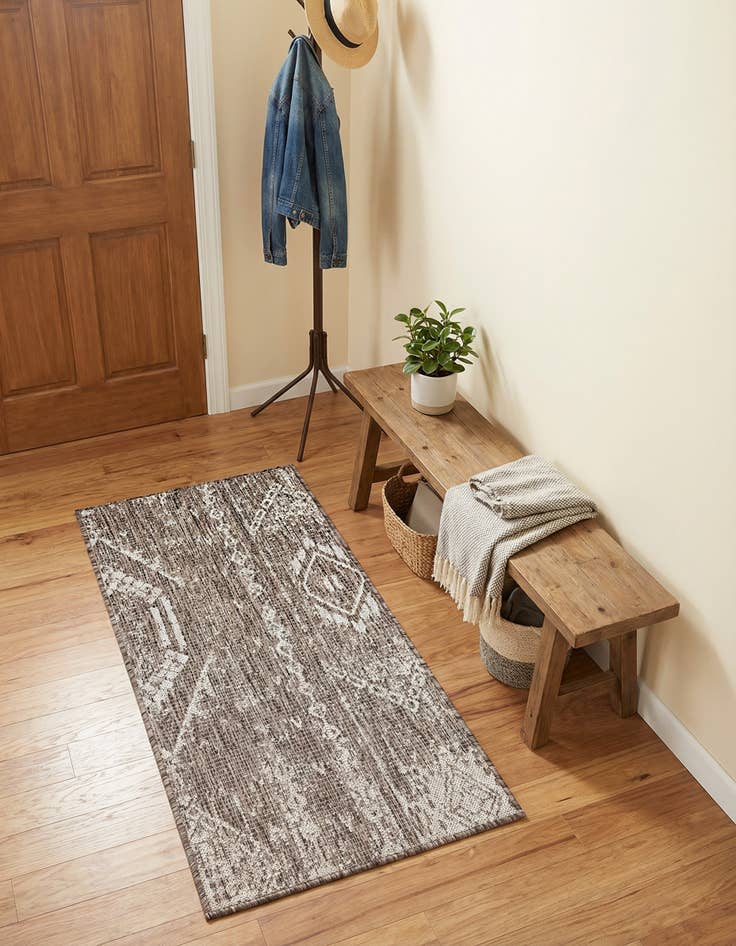 Detail image of 2' x 4' Washable Bohemian Indoor / Outdoor Runner Rug