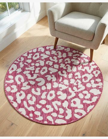 Magenta Easy-Clean Safari Indoor / Outdoor Round Rug