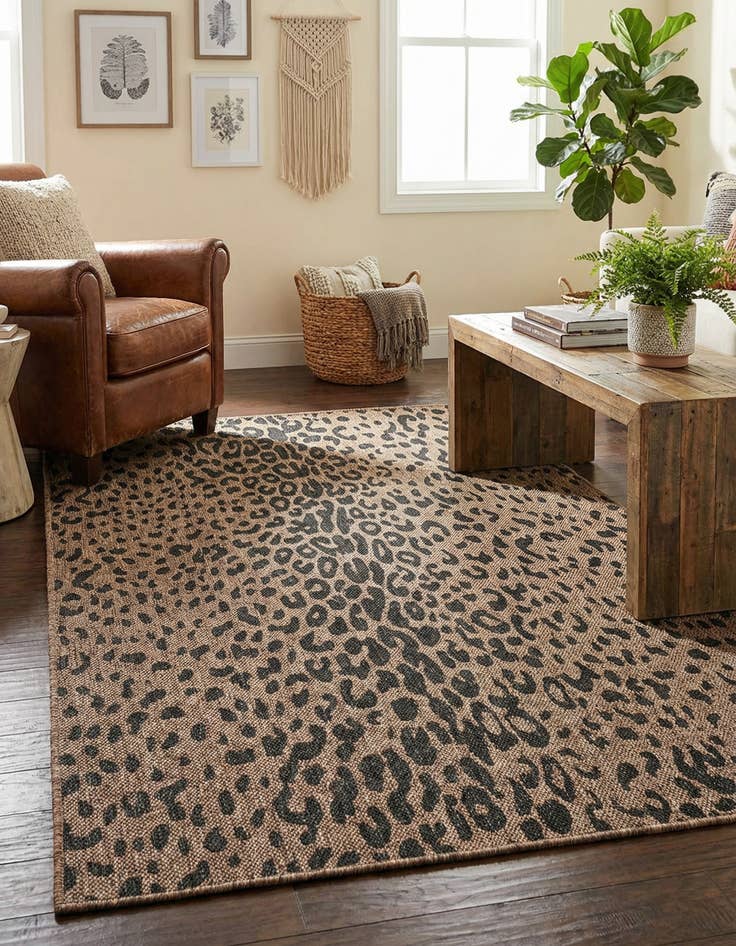 Detail image of 4' x 6'  Washable Safari Indoor / Outdoor Rug