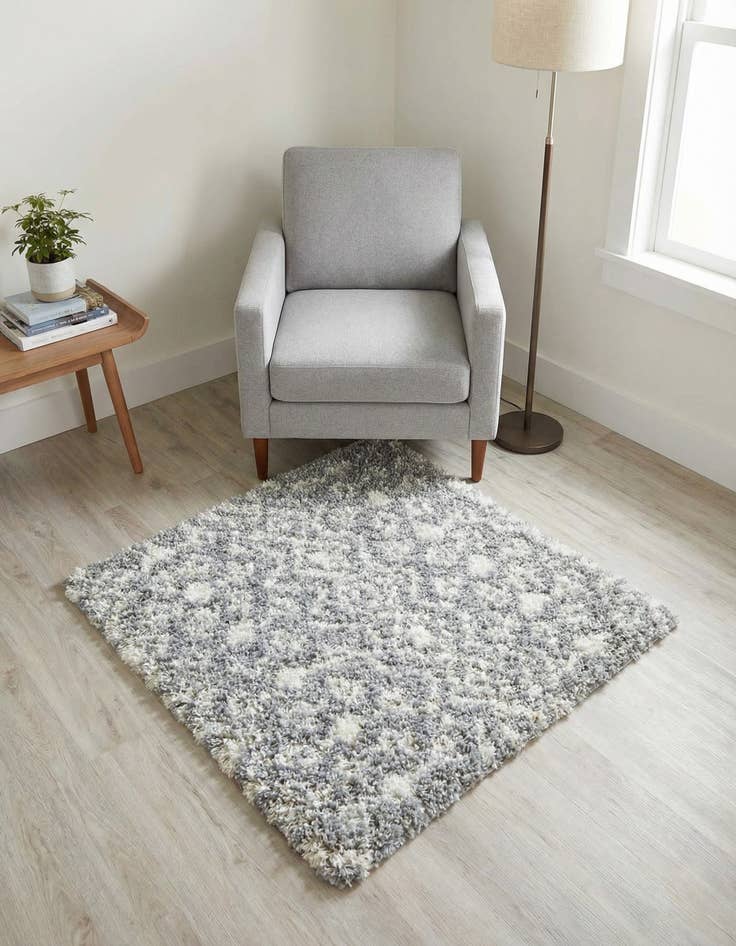 Detail image of 3' x 3' Moroccan Trellis Shag Square Rug