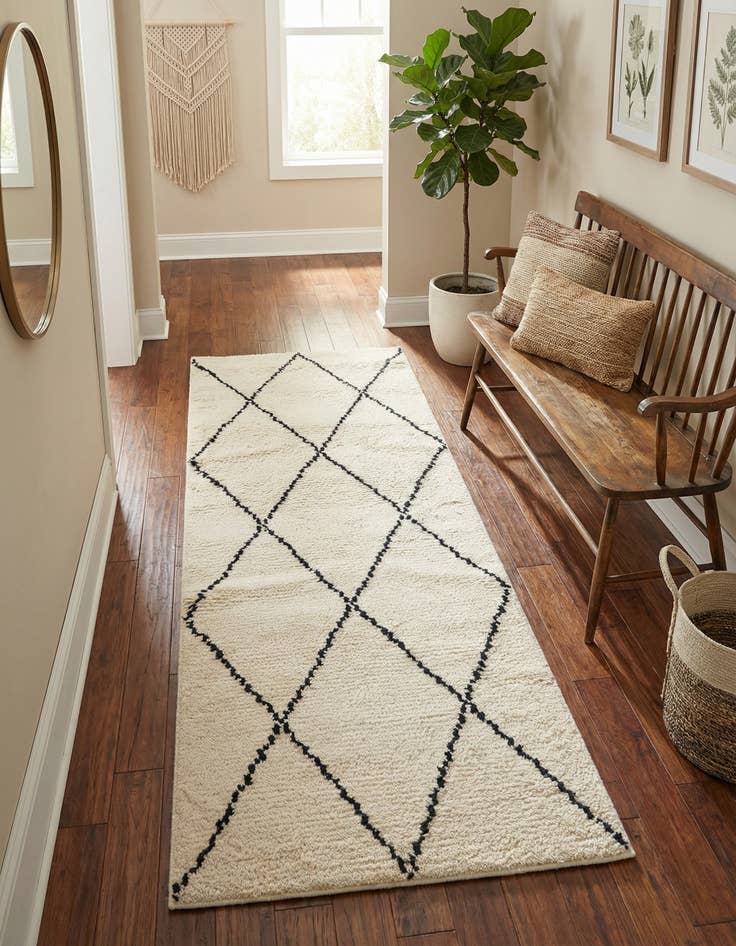 Detail image of 2' x 5' 1 Hand Knotted Safiya Moroccan Wool Runner Rug