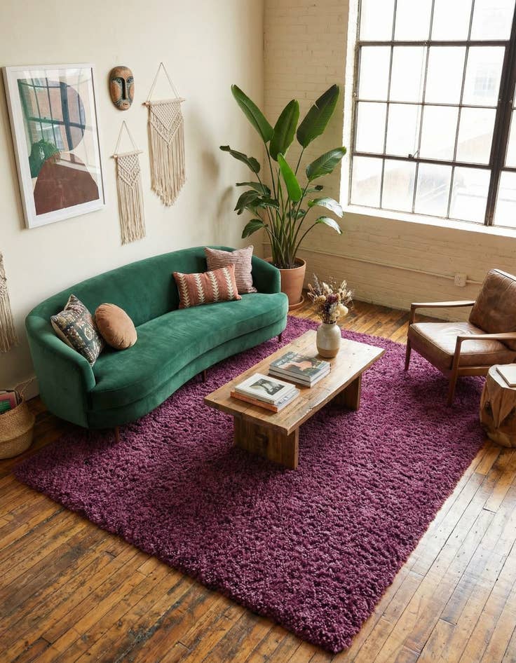 Detail image of 7' x 10' Solid Shag Rug