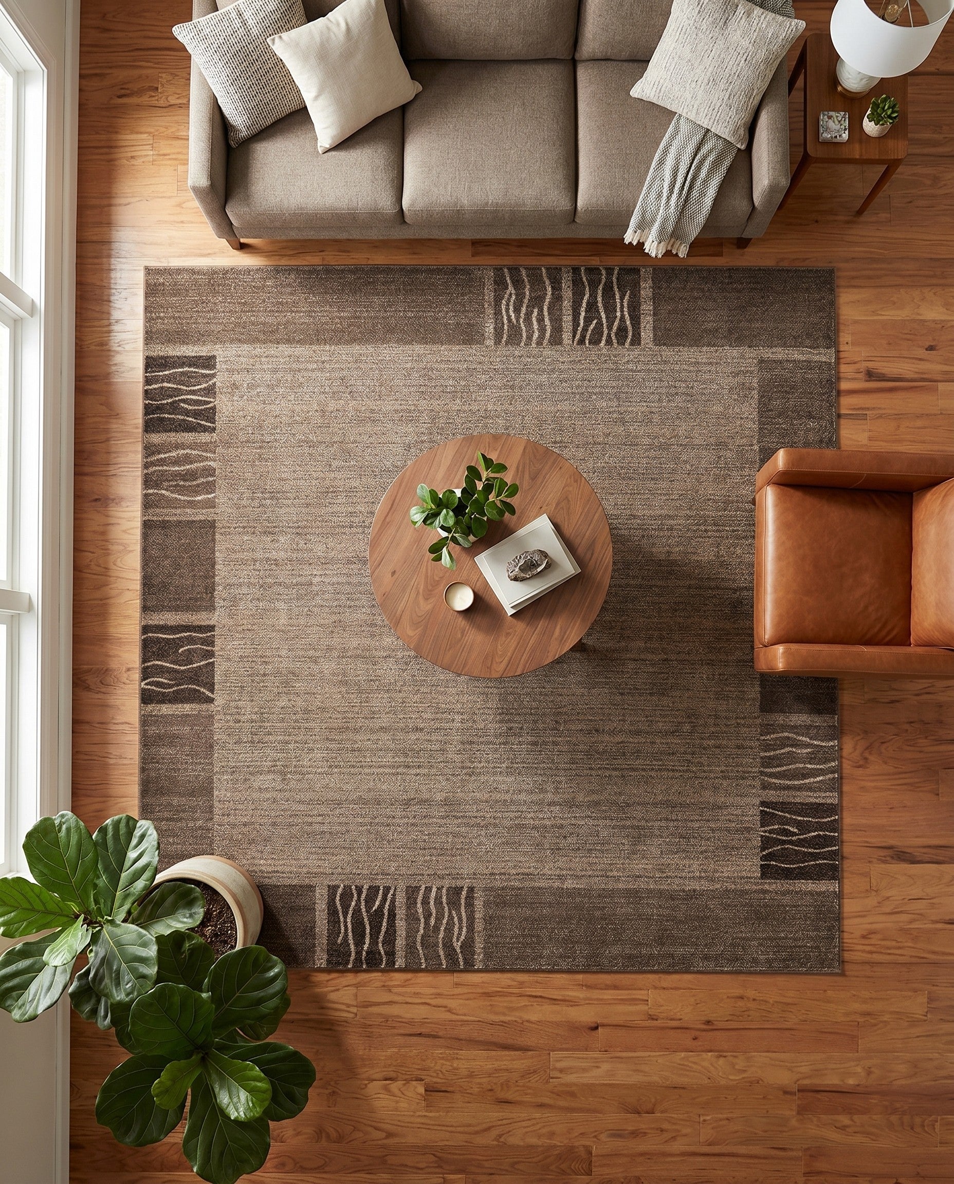 7' 10 x 7' 10 Angelica Square Rug