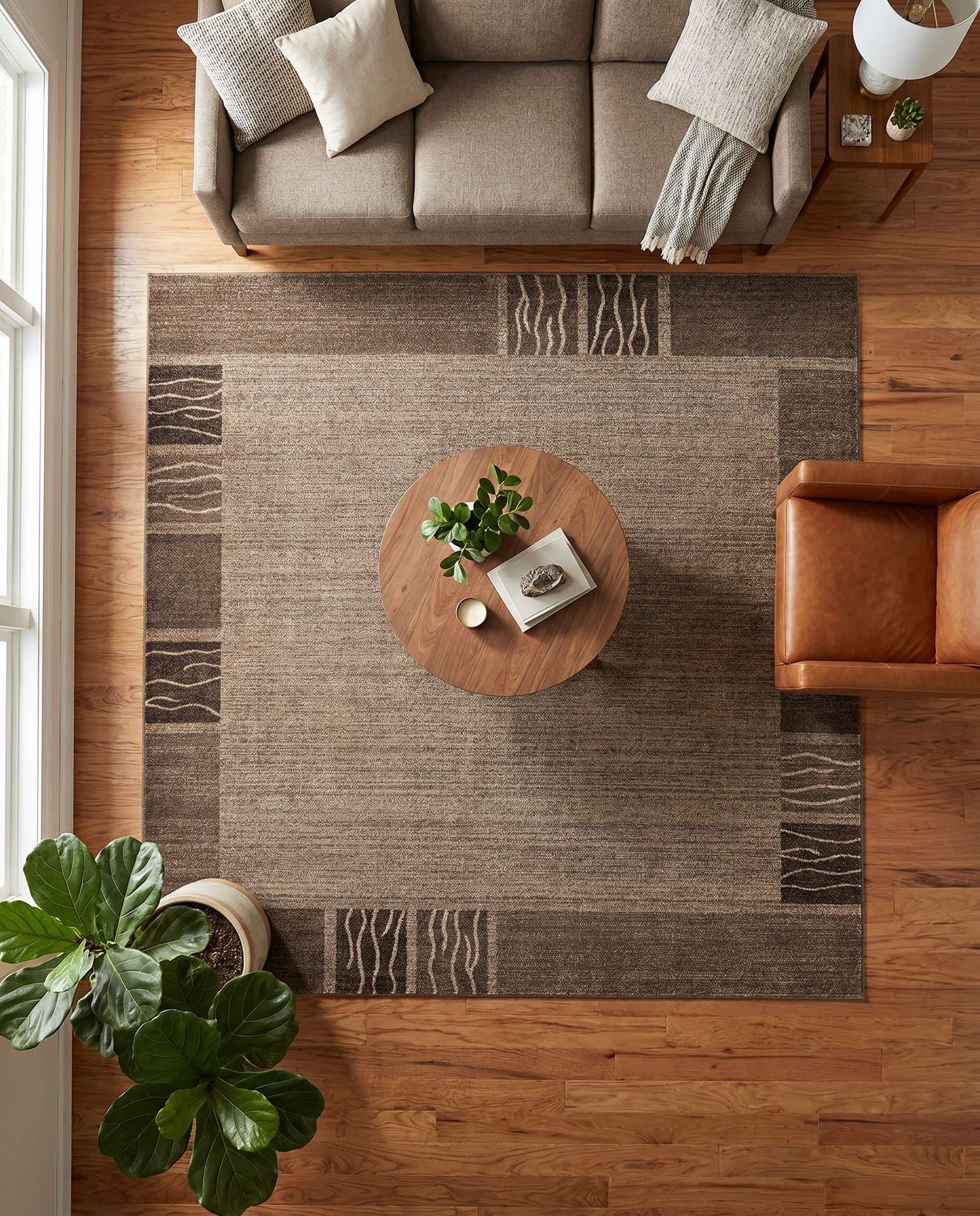 7' 10 x 7' 10 Angelica Square Rug