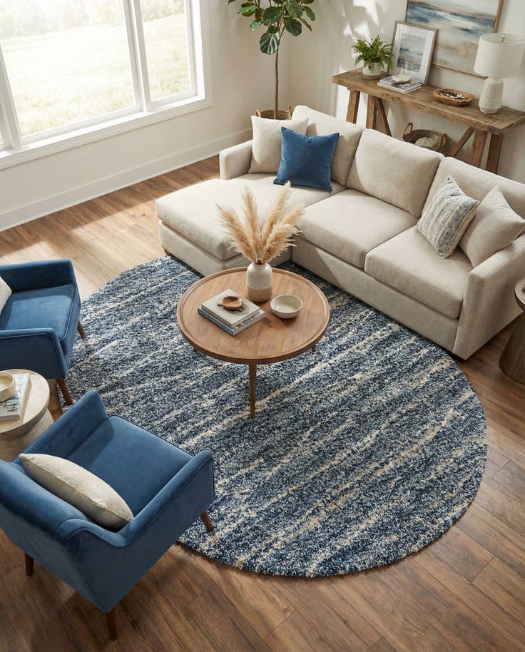 Detail image of 7' 10 x 10' Serenity Shag Oval Rug
