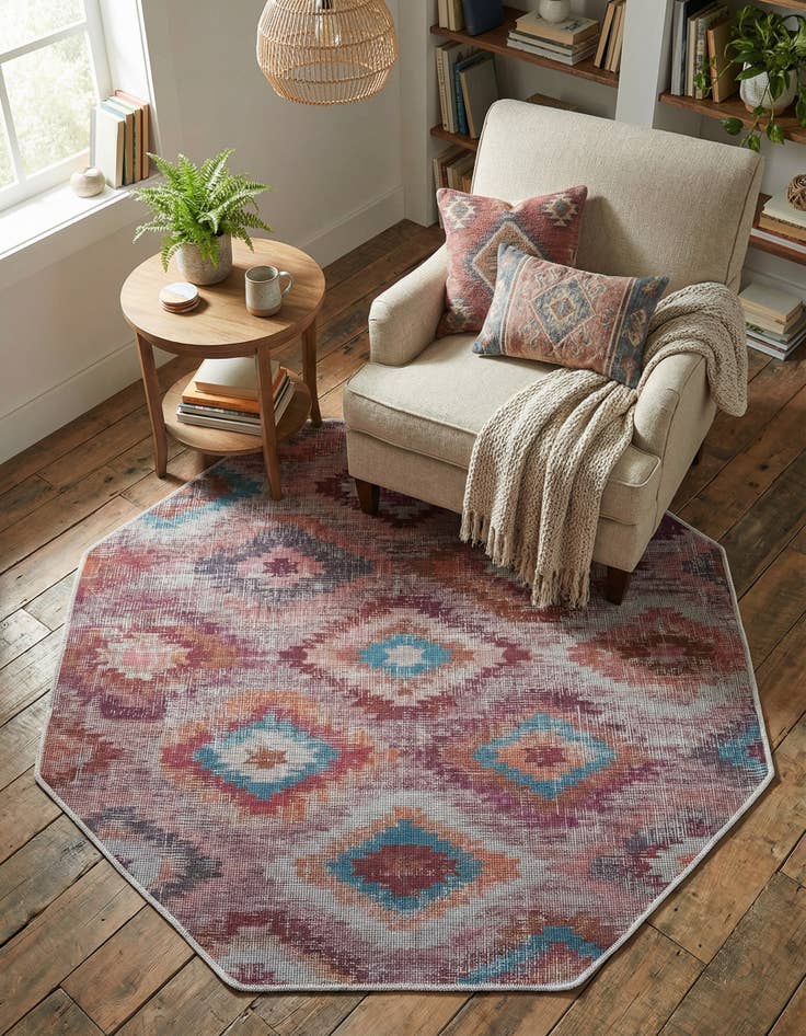 Detail image of  5' 3 x 5' 3  Washable Sisu Octagon Rug